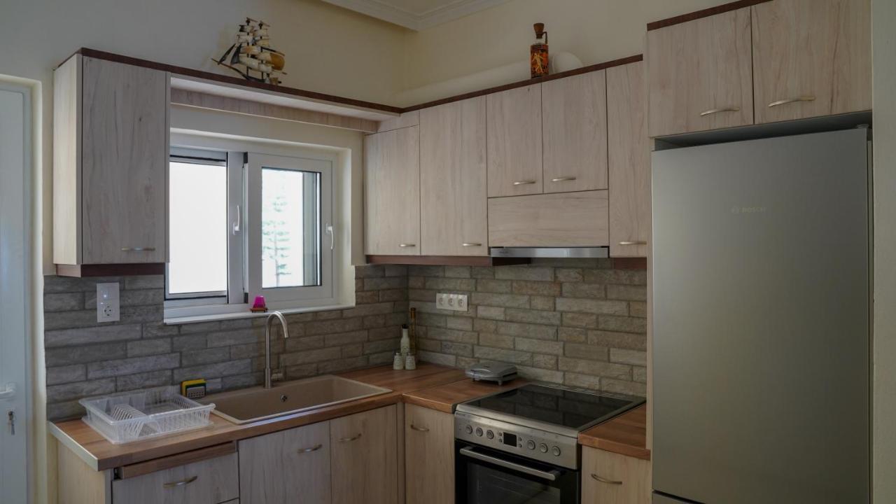 Km Beach View Apartment Χανιά Εξωτερικό φωτογραφία