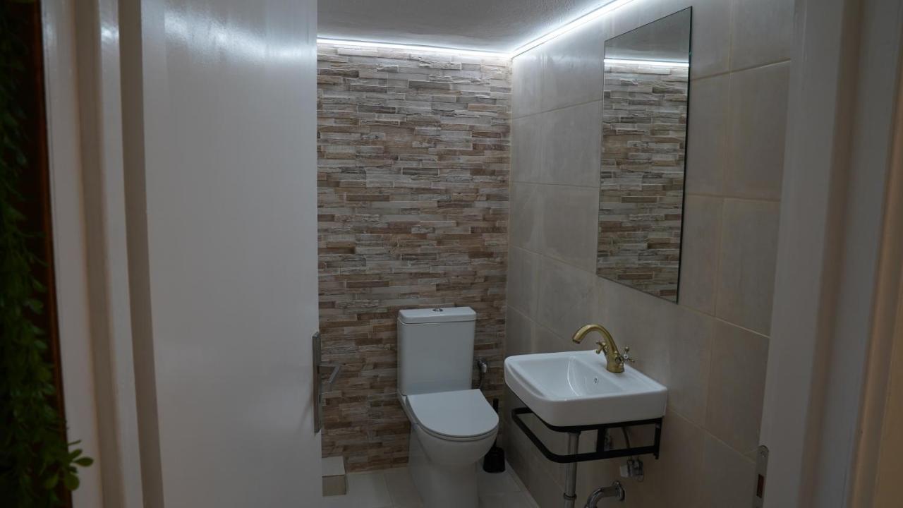 Km Beach View Apartment Χανιά Εξωτερικό φωτογραφία