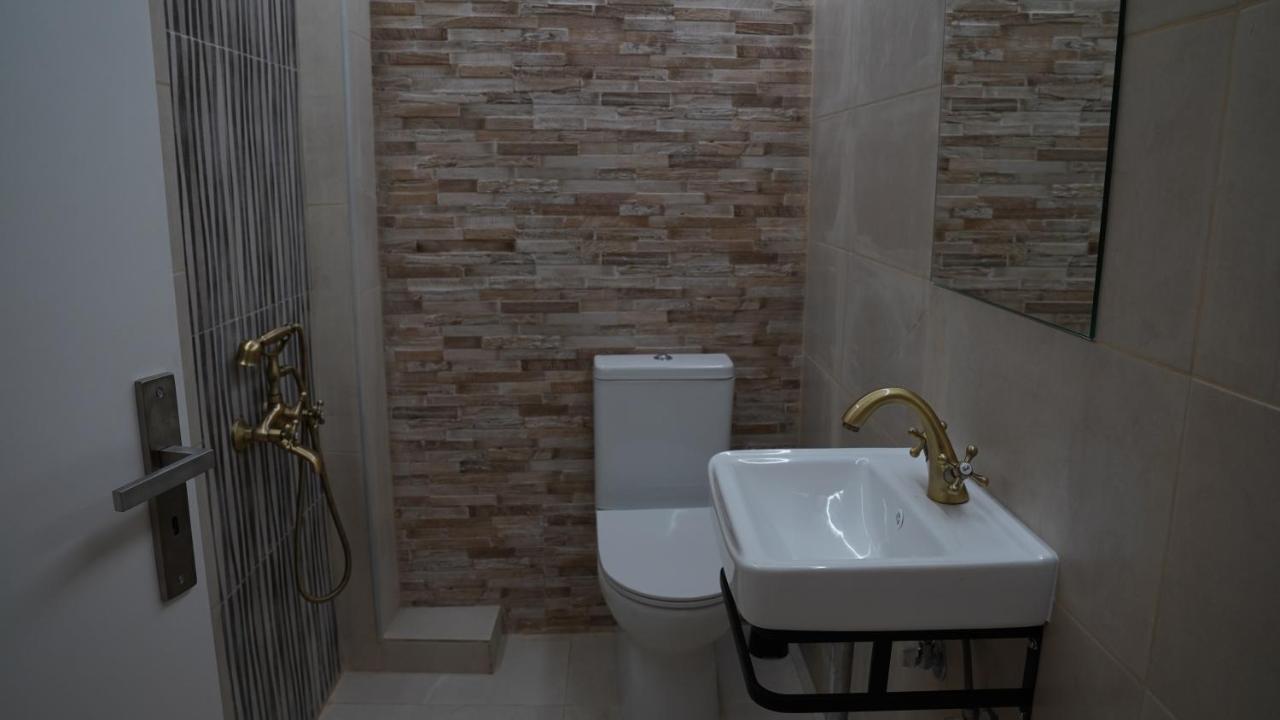 Km Beach View Apartment Χανιά Εξωτερικό φωτογραφία