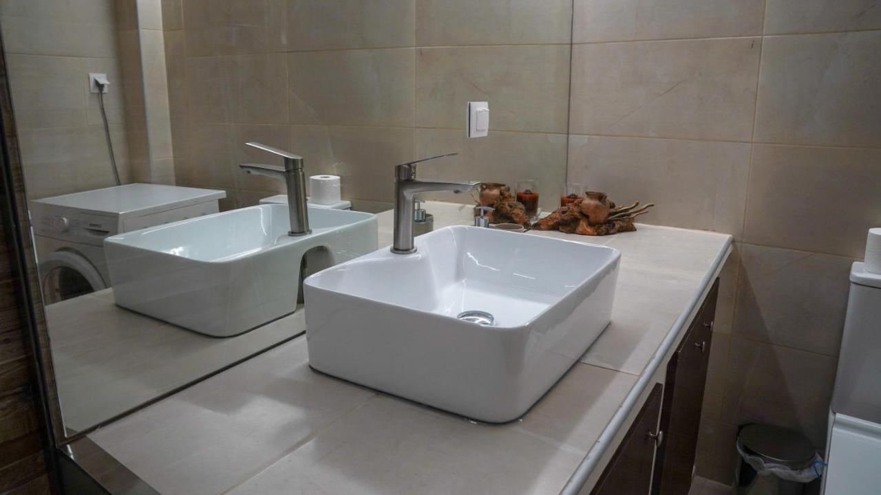 Km Beach View Apartment Χανιά Εξωτερικό φωτογραφία